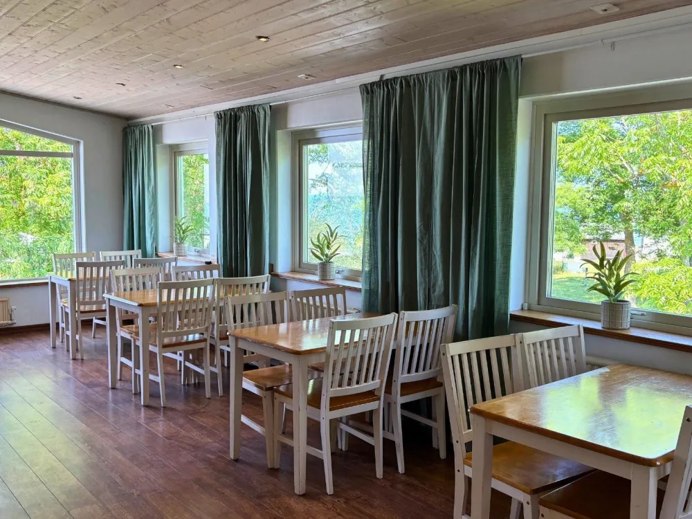 Campingplatz Large mit Strom und Wasser